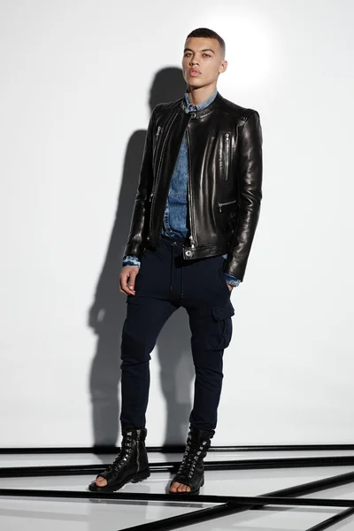 Look 32